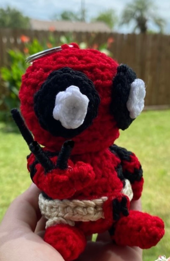 Red-mask crochet keychain